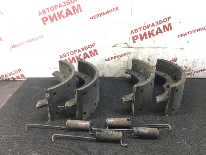 Колодки тормозные Nissan Diesel MK25A FE6 передние