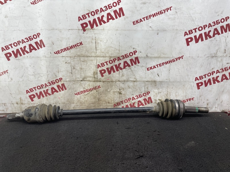 Привод Nissan Serena TNC24 QR20DE 2003 задний левый