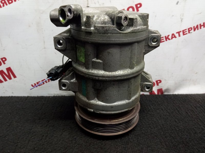 Компрессор кондиционера Nissan Serena RC24 QR25DE 2004