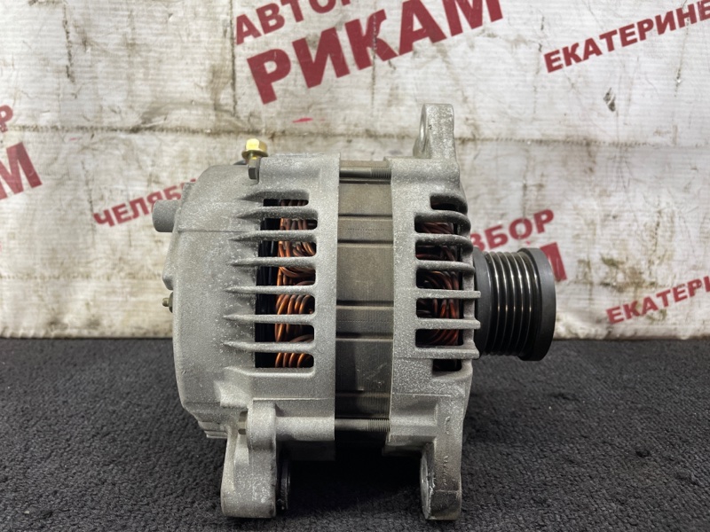 Генератор Nissan Serena TNC24 QR20DE 2004