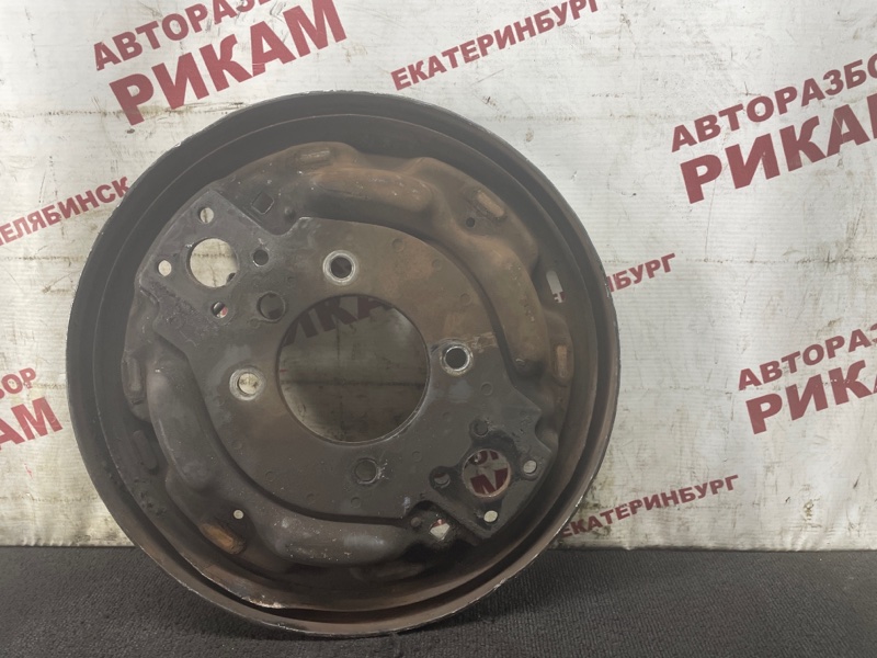 Щит тормозной Mitsubishi Canter FE70DB 4M50 задний левый