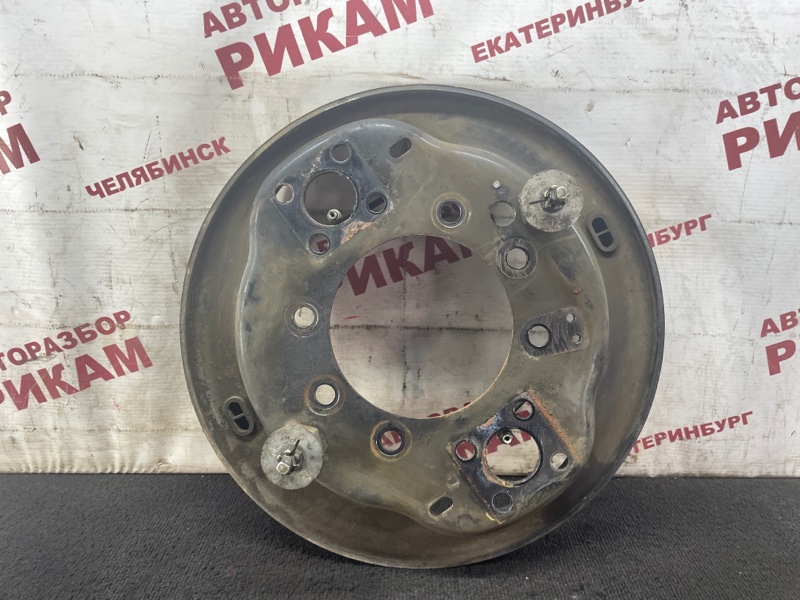 Щит тормозной задний правый NISSAN DIESEL MK36A J07E контрактная