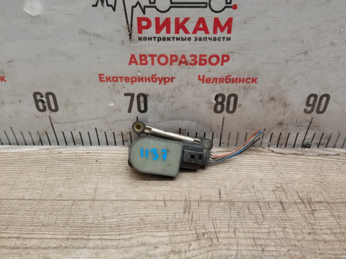Датчик положения кузова задний KIA SPORTAGE 2015 SL D4HA 921923U000 контрактная