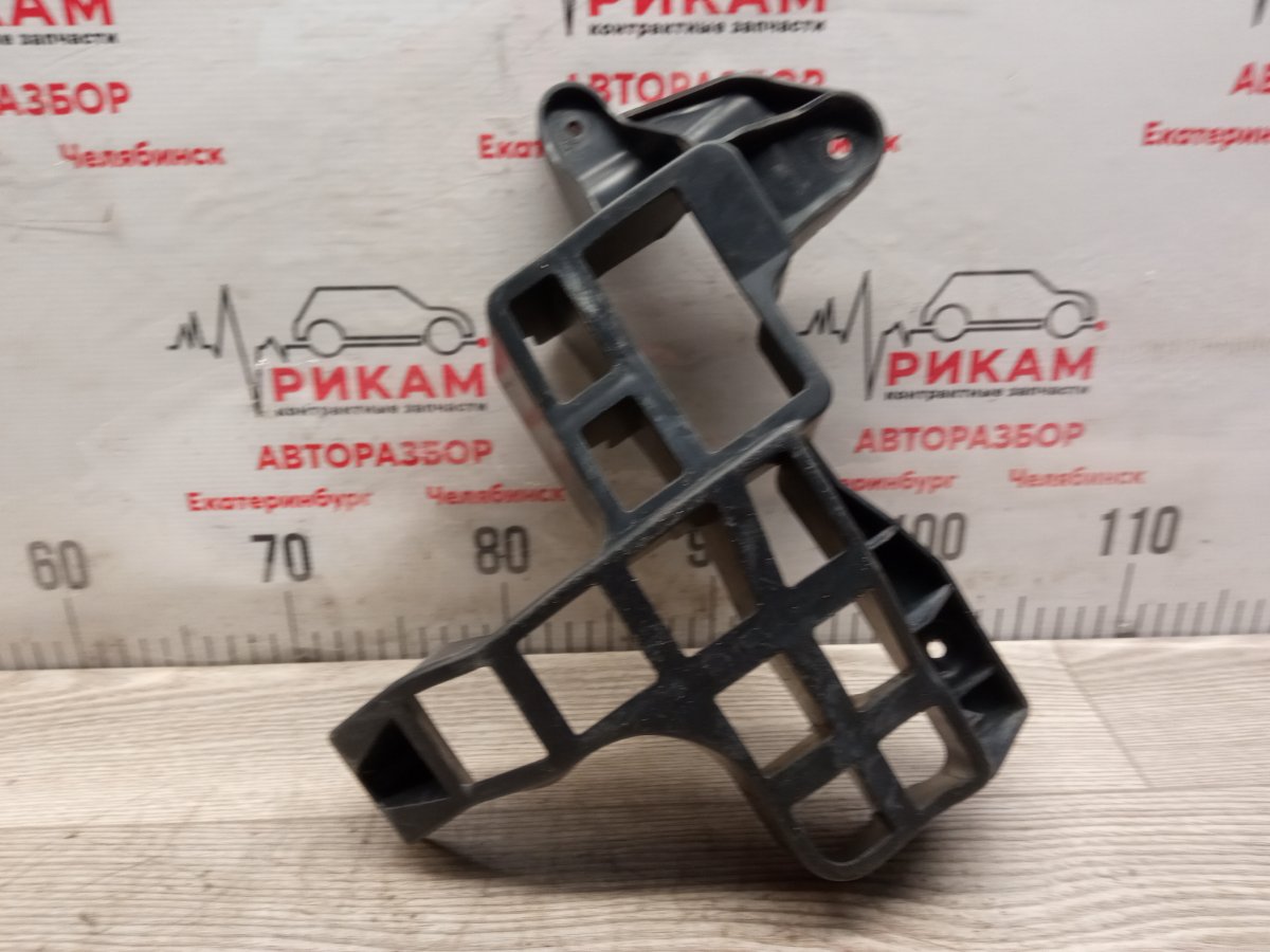 Кронштейн бампера задний правый RENAULT SANDERO 2013 BS12 K7J 8200735455 Б/У