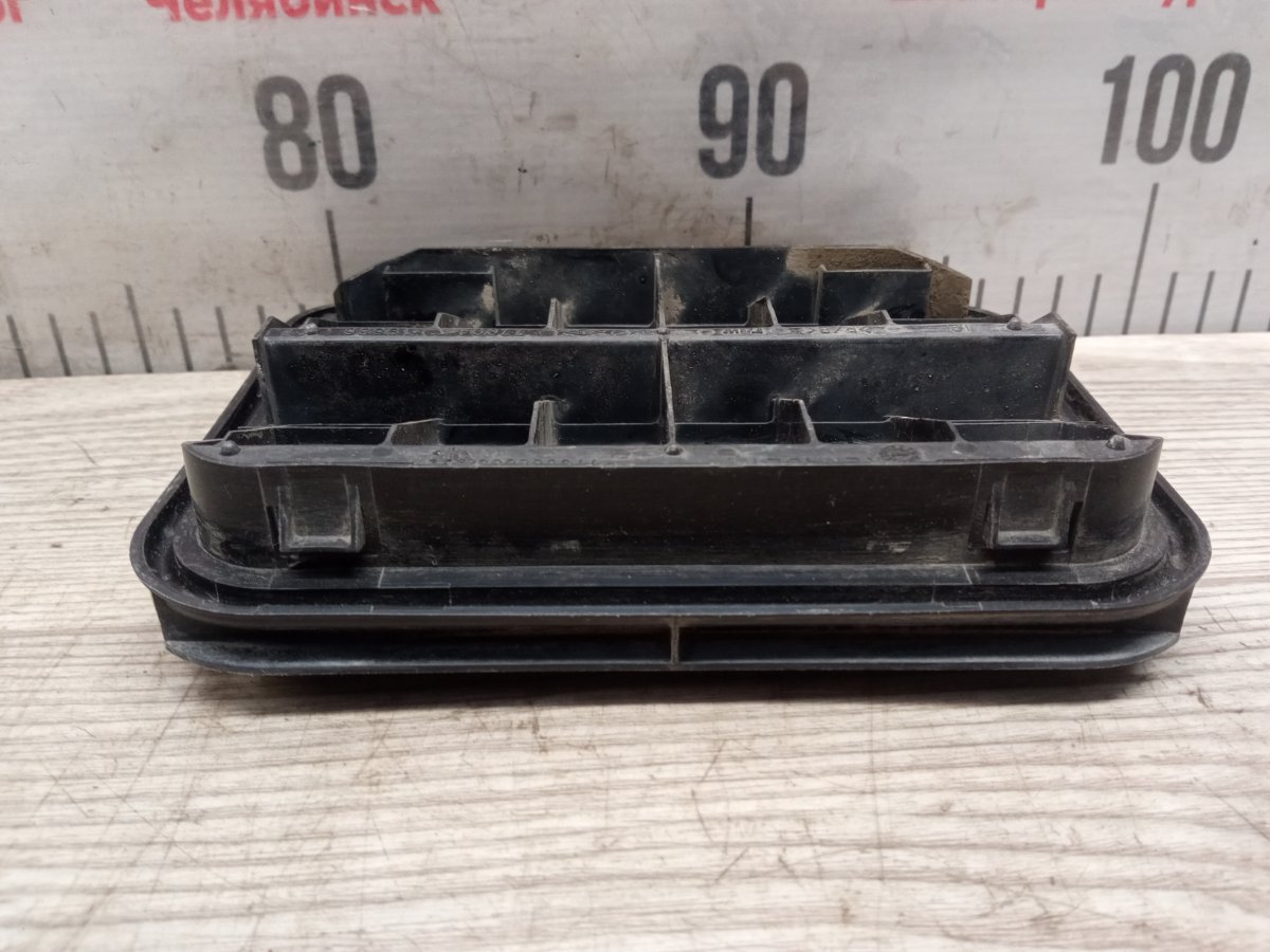 Решетка вентиляционная SANDERO 2013 BS12 K7J