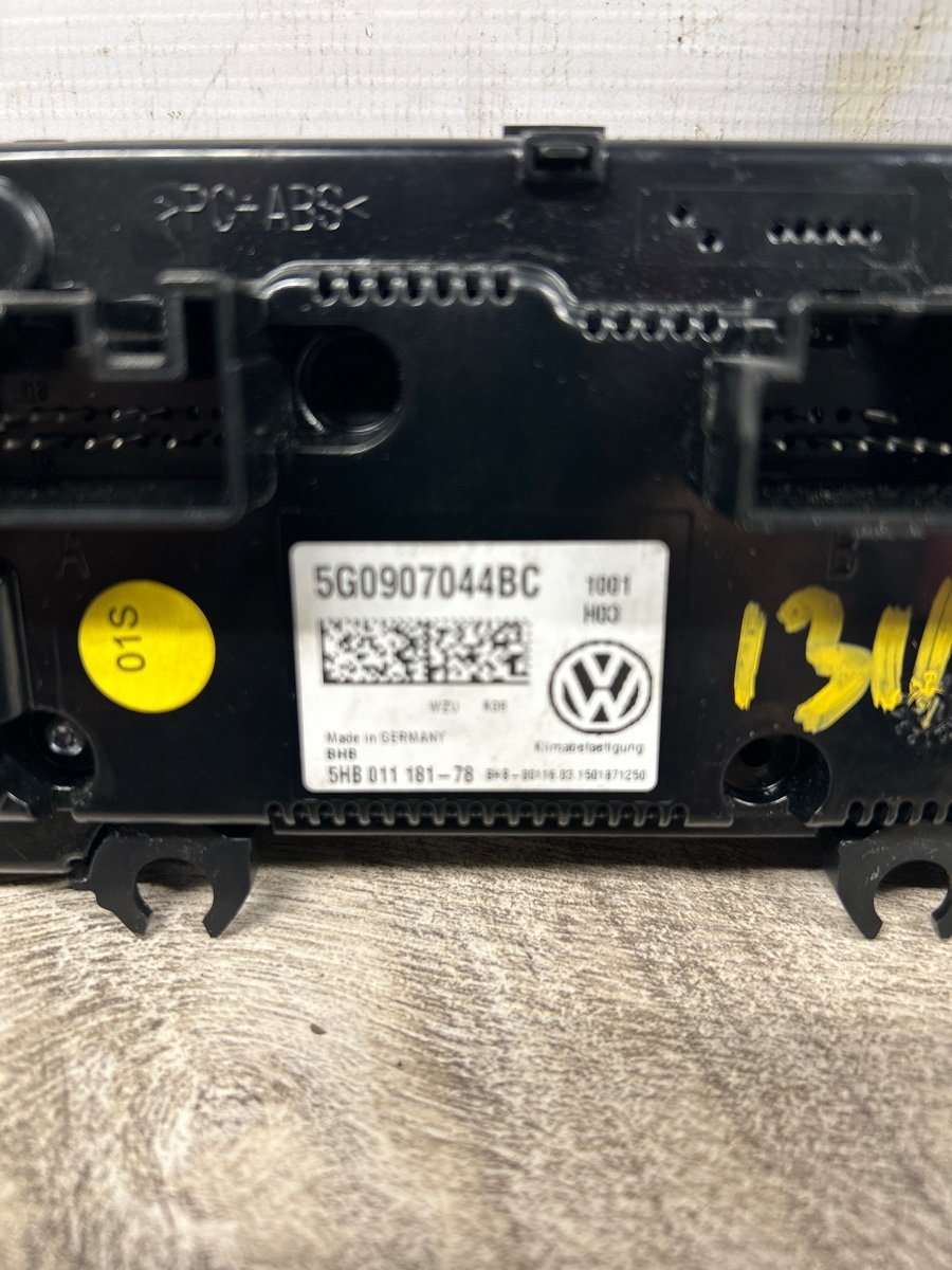 Блок климат-контроля GOLF VII 2015 5G1 CXSA