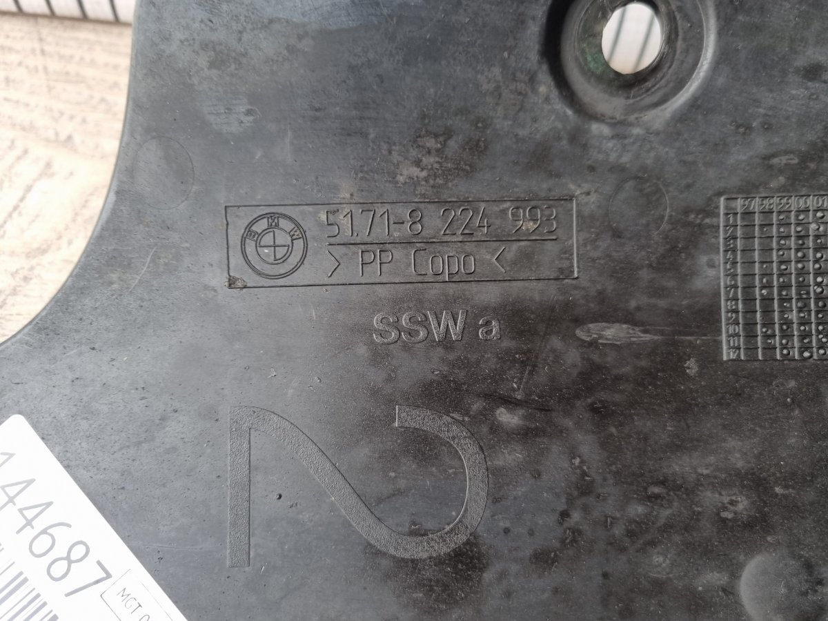 Подкрылок задний левый 3-Series 2002 E46 N42B20