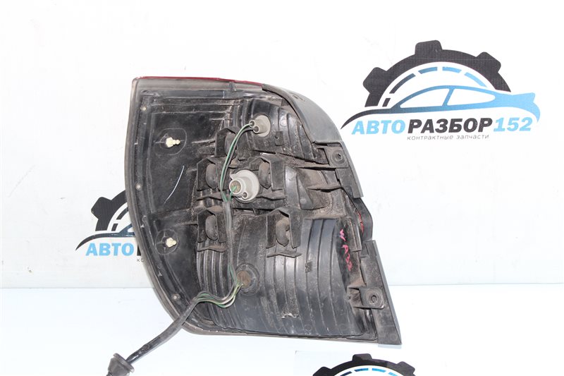 Стоп-сигнал правый Nissan Cefiro A32 VQ20DE Стоп-сигнал правый Nissan Cefiro A32 VQ20DE