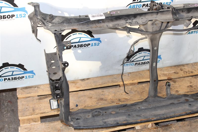 Рамка радиатора Fit 2001-2007 GD1 L13A Рамка радиатора Fit 2001-2007 GD1 L13A
