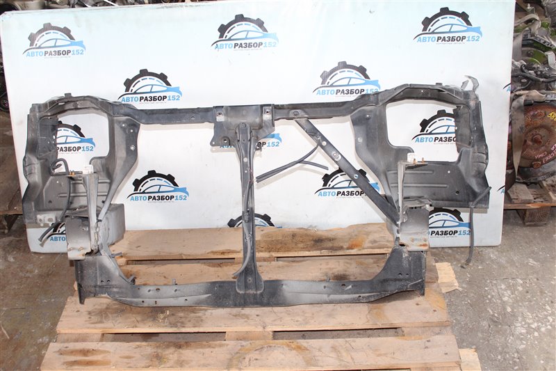 Рамка радиатора Nissan X-Trail 2002-2007 NT30 QR20DE 625008H300 контрактная