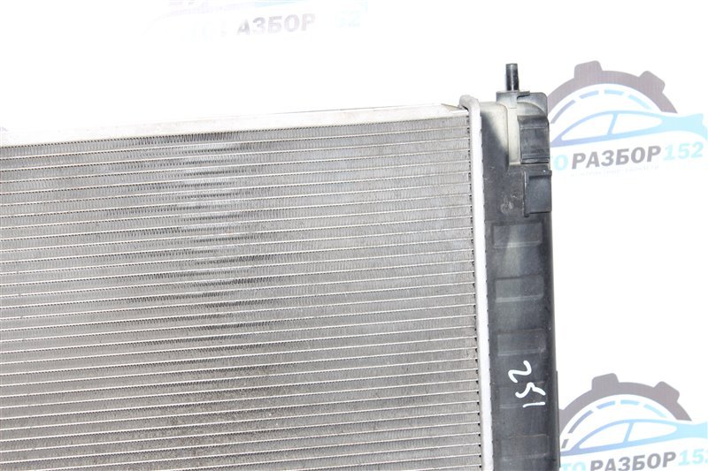 Радиатор охлаждения Nissan Murano Z51 VQ35DE Радиатор охлаждения Nissan Murano Z51 VQ35DE