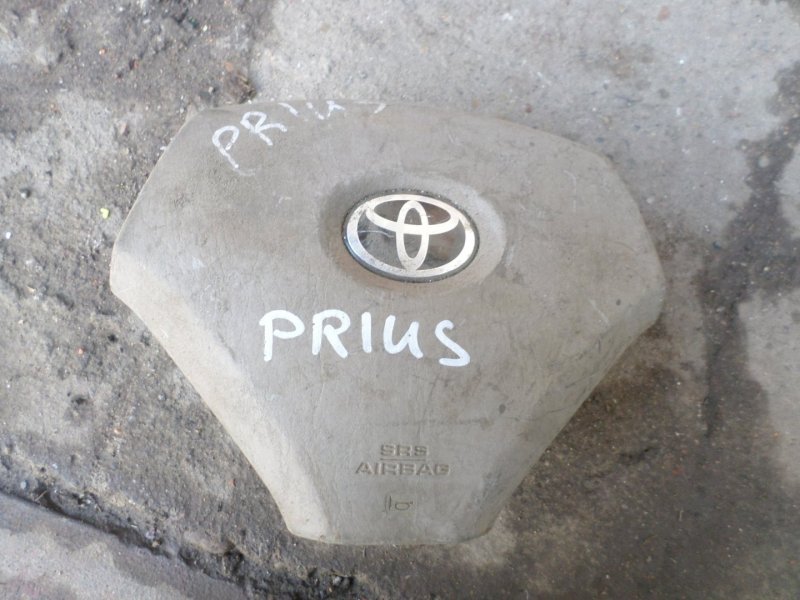 Airbag водительский Toyota Prius NHW10 (б/у)