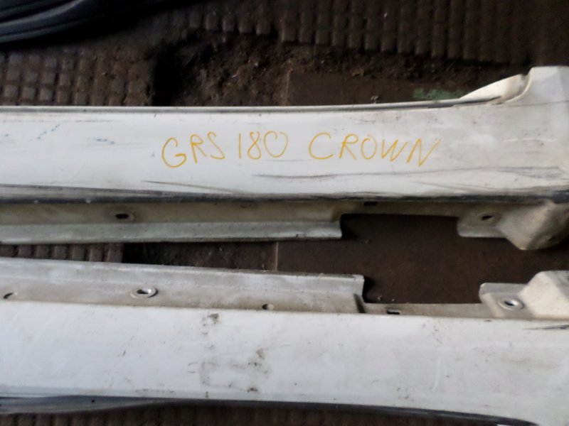 Порог Toyota Crown GRS180 (б/у)