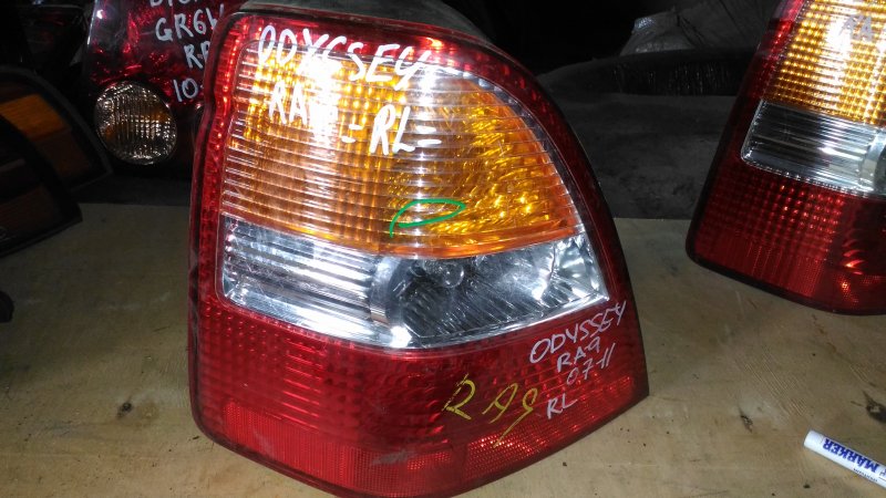 Стоп-сигнал Honda Odyssey RA6 левый (б/у)