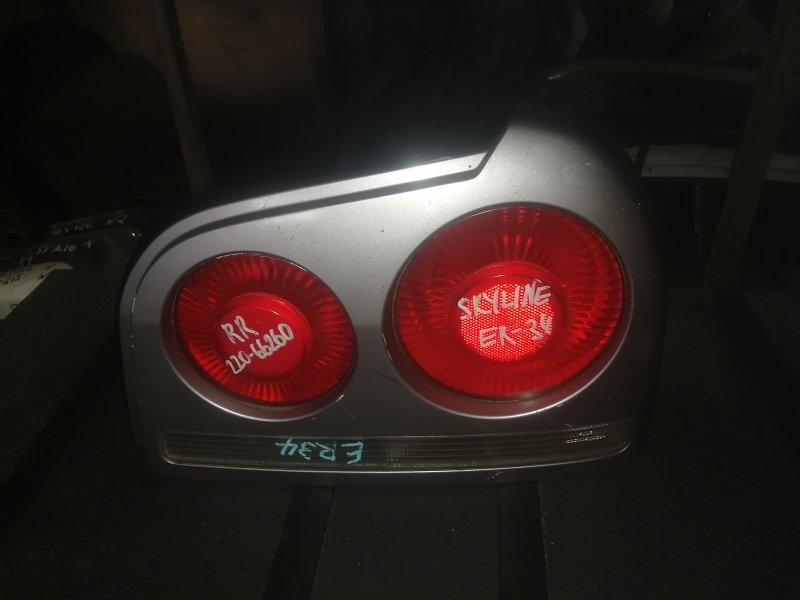Стоп-сигнал Nissan Skyline ER34 задний правый (б/у)