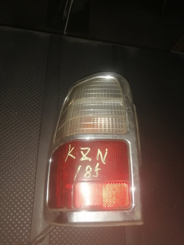 Стоп-сигнал Toyota Hilux Surf KZN185 (б/у)