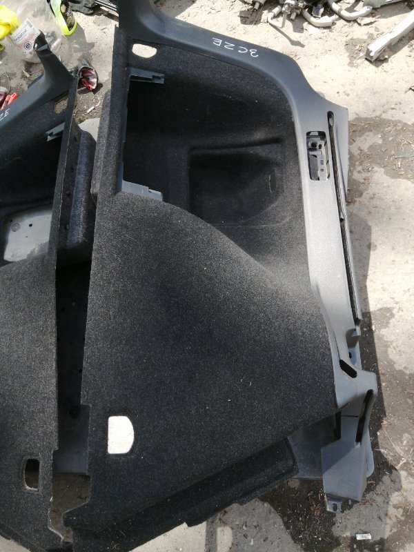 Обшивка багажника Volkswagen Passat 3CZE B7 CAX 2014 левая нижняя (б/у)