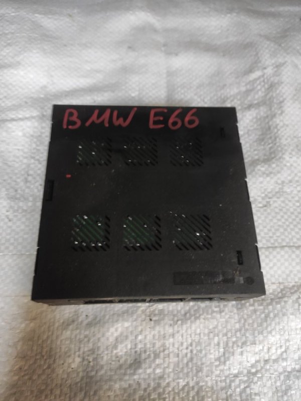 Блок предохранителей Bmw 740I E66 N62B40A 2008 (б/у)