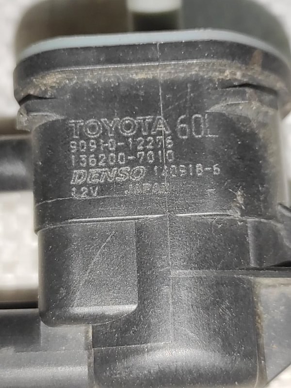 Вакуумный клапан Lexus Ls600H UVF45 (б/у)