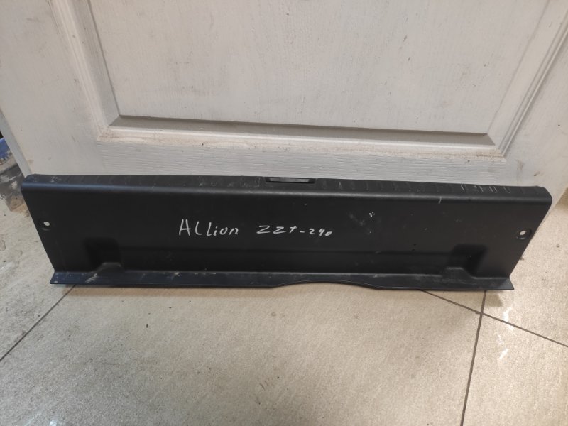 Накладка замка багажника Toyota Allion ZZT240 (б/у)