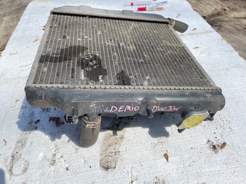 Радиатор основной Mazda Demio DW3W (б/у)