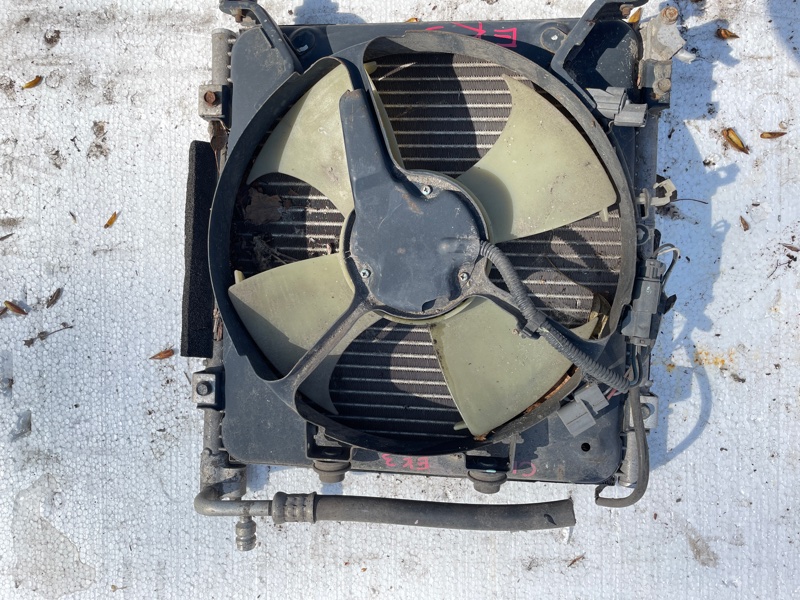 Радиатор основной Honda Civic EK3 (б/у)