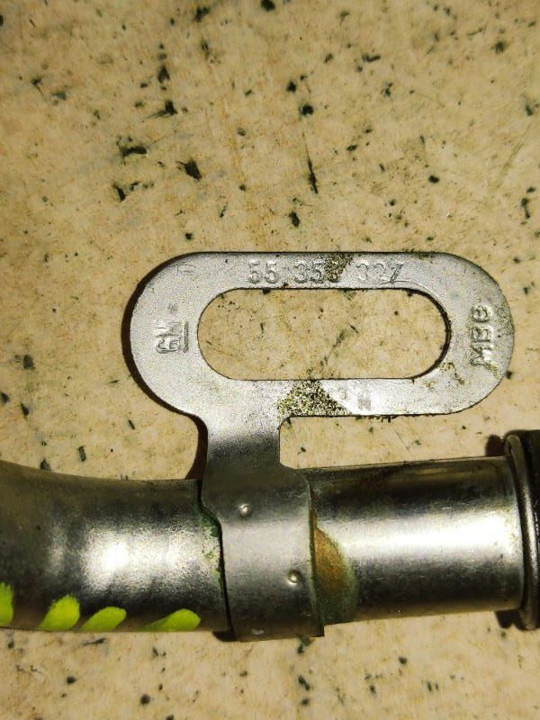 Трубка системы охлаждения Cruze 2011 J305 F16D4