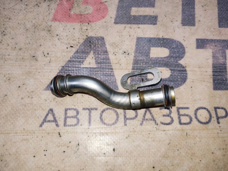 Трубка системы охлаждения Chevrolet Cruze F18D4 55353327 контрактная