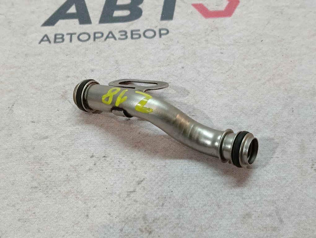 Трубка системы охлаждения Opel Astra H Z18XER Трубка системы охлаждения Opel Astra H Z18XER