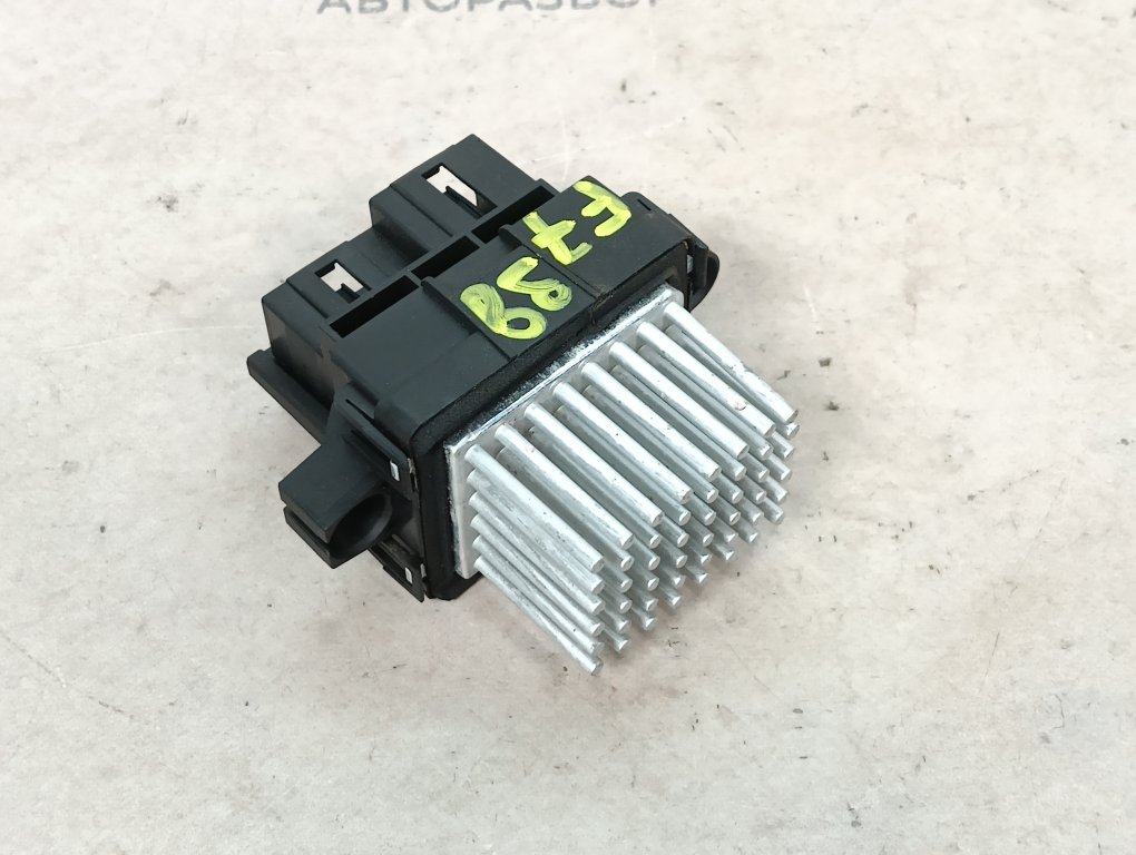 Резистор отопителя Chevrolet Cruze 2013 J305 F16D4 13503201 контрактная