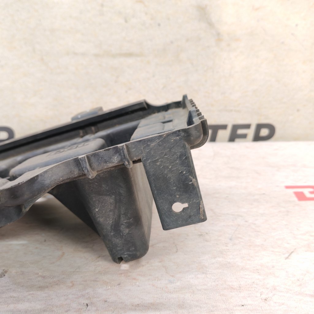 Крепление аккумулятора Sorento 2013 XM D4HB Крепление аккумулятора Sorento 2013 XM D4HB