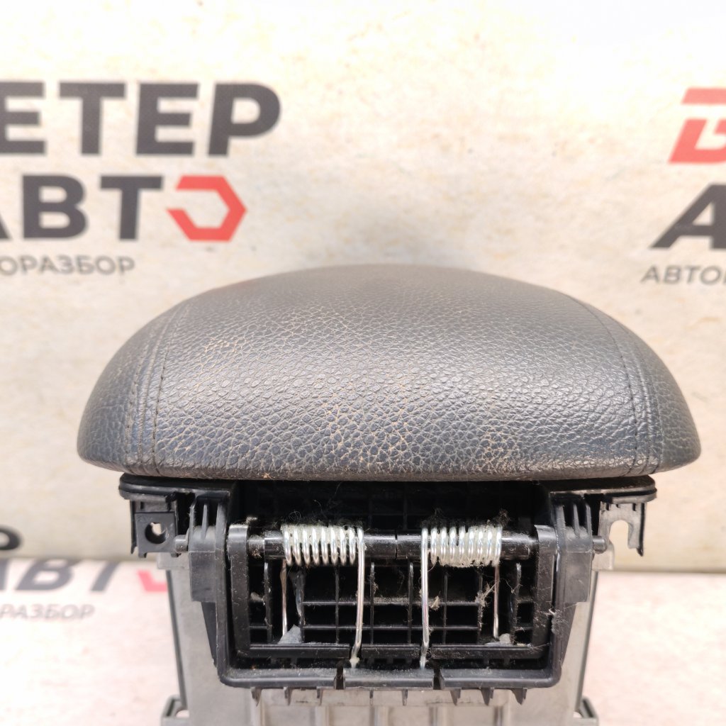 Подлокотник Sorento 2013 XM D4HB