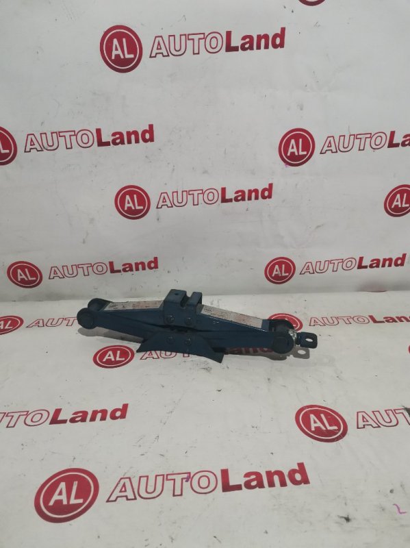 Домкрат Toyota Домкрат Toyota