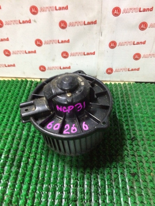 Мотор печки Toyota Bb NCP31 Мотор печки Toyota Bb NCP31