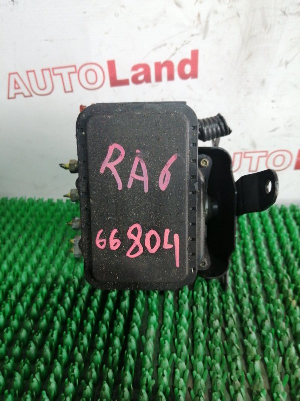 Блок abs Honda Odyssey RA6 Блок abs Honda Odyssey RA6