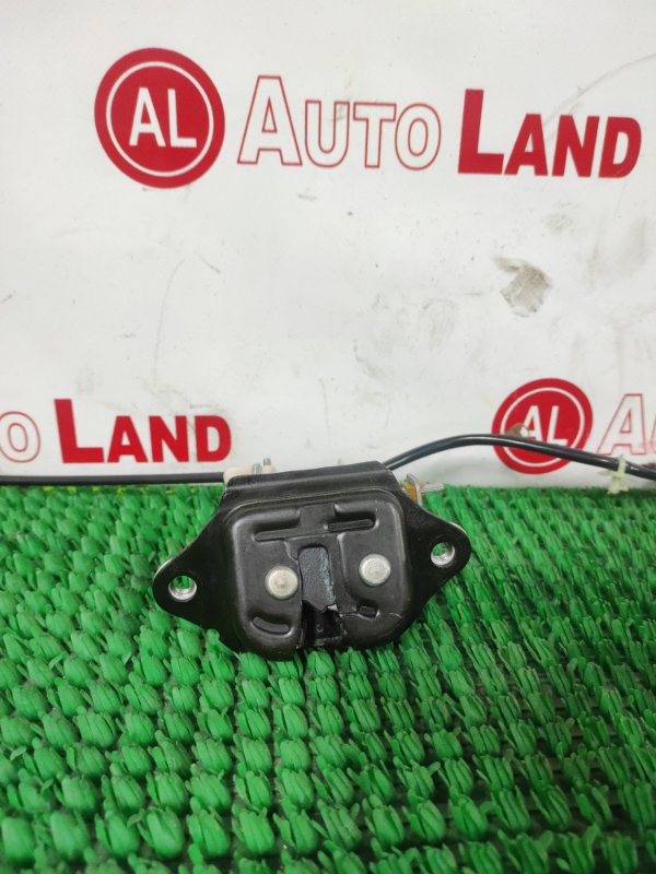 Замок 5-ой двери NISSAN PRESAGE U30 KA24DE контрактная