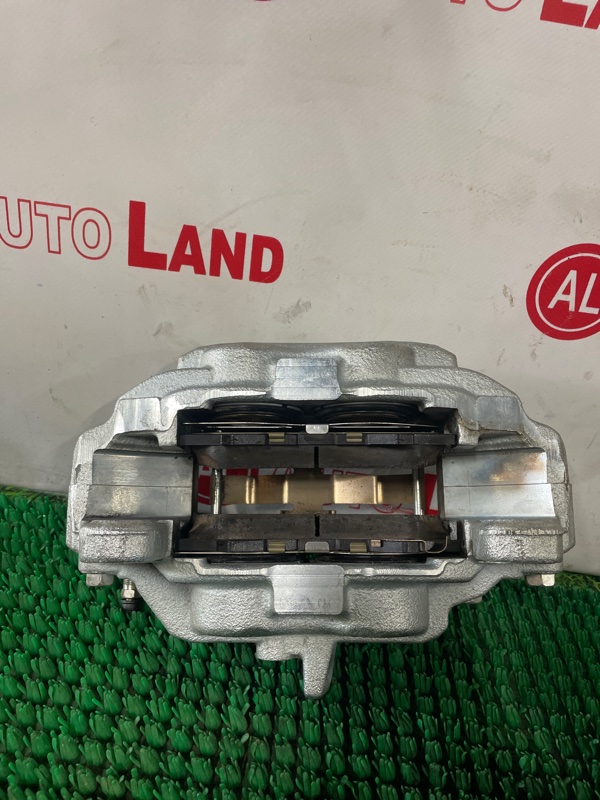 Суппорт тормозной передний левый TOYOTA LAND CRUISER VJA300 V35A-FTS
