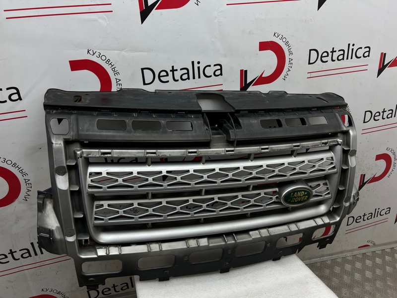 Решетка радиатора Land Rover Freelander 2