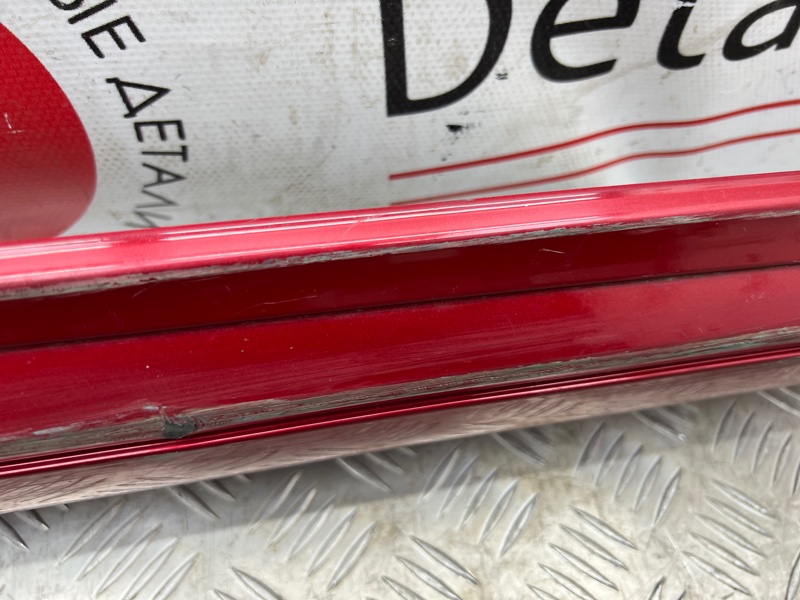 Накладка порога правая E5 2021-2024 1