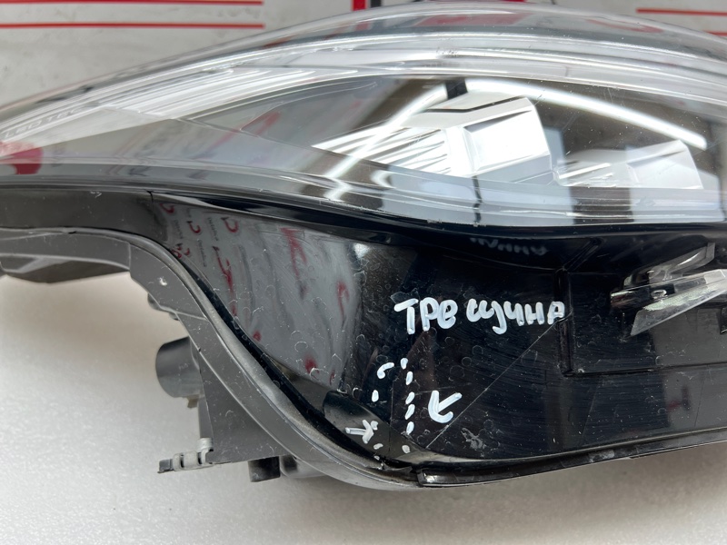 Фара правая VX 2021-2024 1