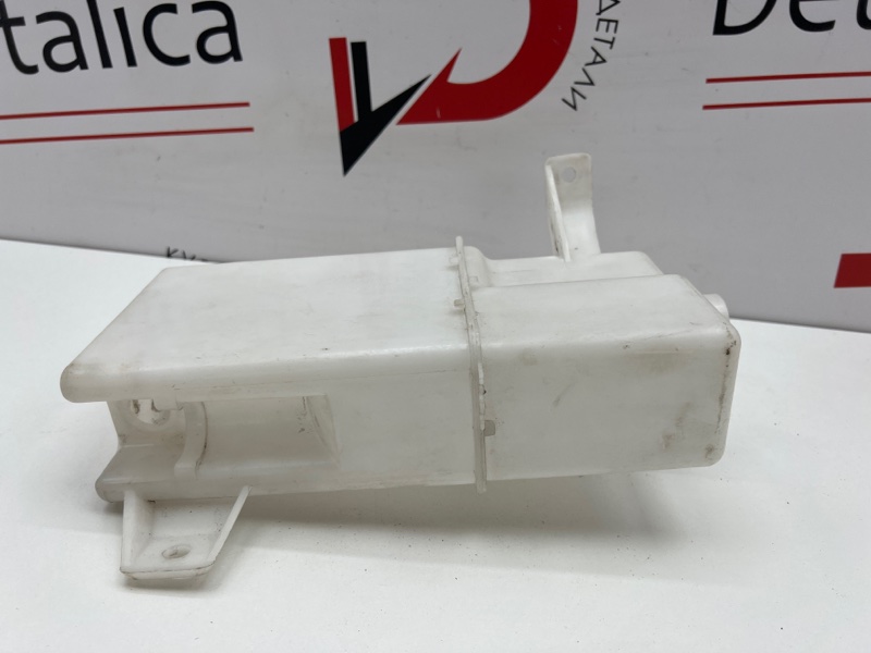 Бачок омывателя E5 2021-2025 1