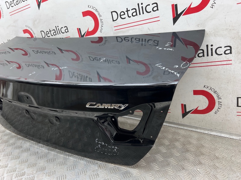 Крышка багажника Toyota Camry V50/V55 Крышка багажника Toyota Camry V50/V55