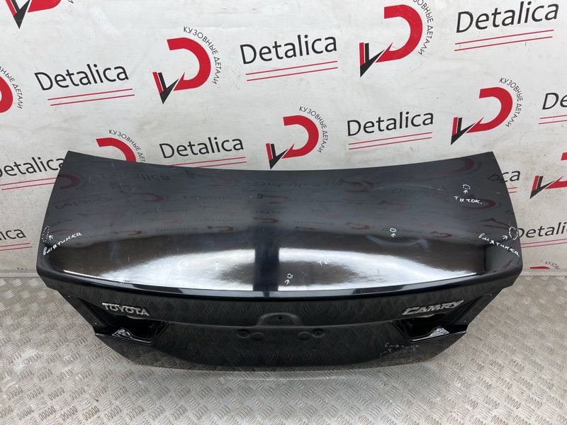 Крышка багажника Camry 2011-2018 V50/V55 Крышка багажника Camry 2011-2018 V50/V55