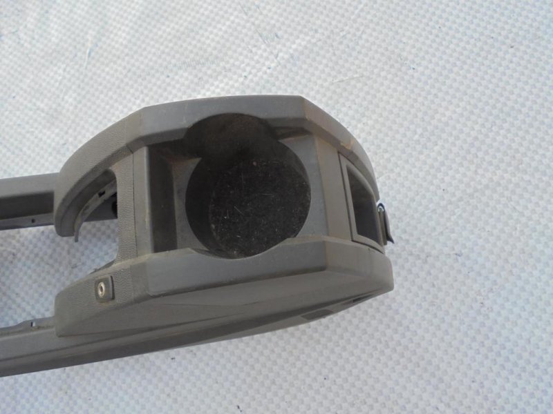Консоль центральная Meriva 2008 A Z16XEP