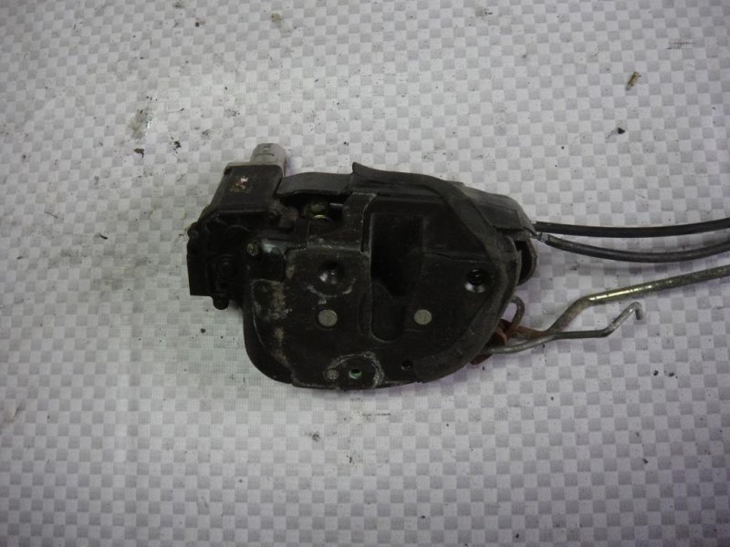 Замок двери передний правый Lexus GS300 1993 JZS147 2JZ-GE 6903030780 Б/У