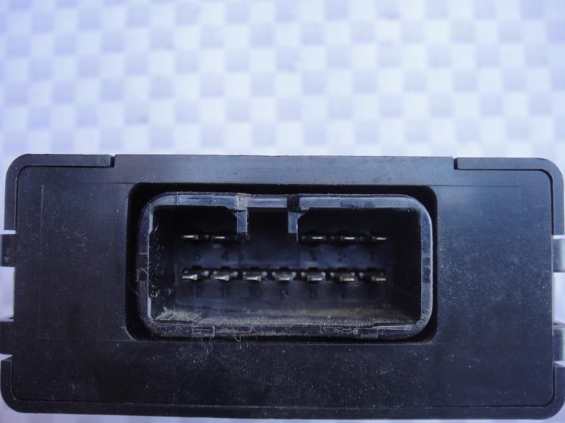 Блок управления кондиционером GS300 1993 JZS147 2JZ-GE