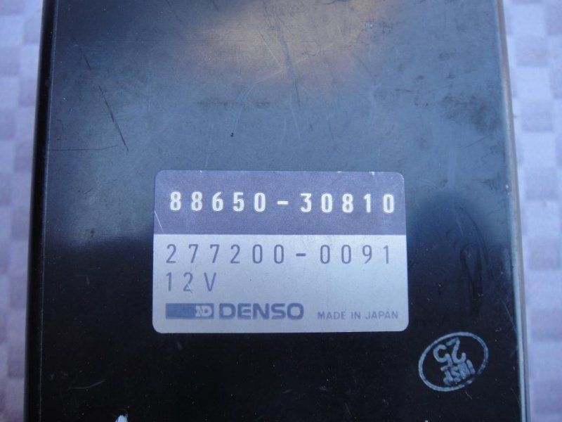 Блок управления кондиционером Lexus GS300 JZS147 2JZ-GE