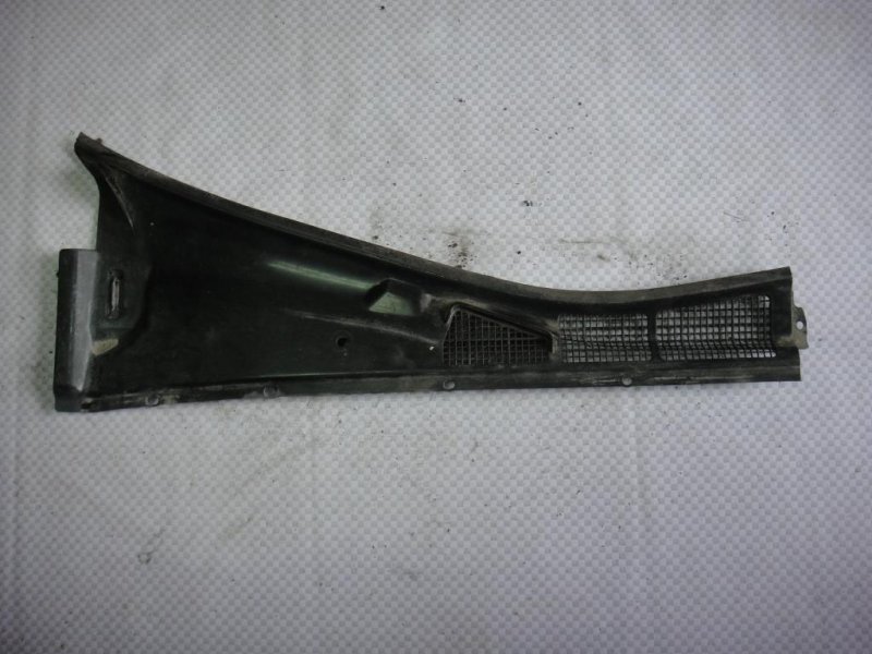 Запчасть решетка стеклоочистителей правая Lexus GS300 1993 JZS147 2JZ-GE 5578130150 Б/У Решетка стеклоочистителей правая Lexus GS300 1993 JZS147 2JZ-GE 5578130150 Б/У