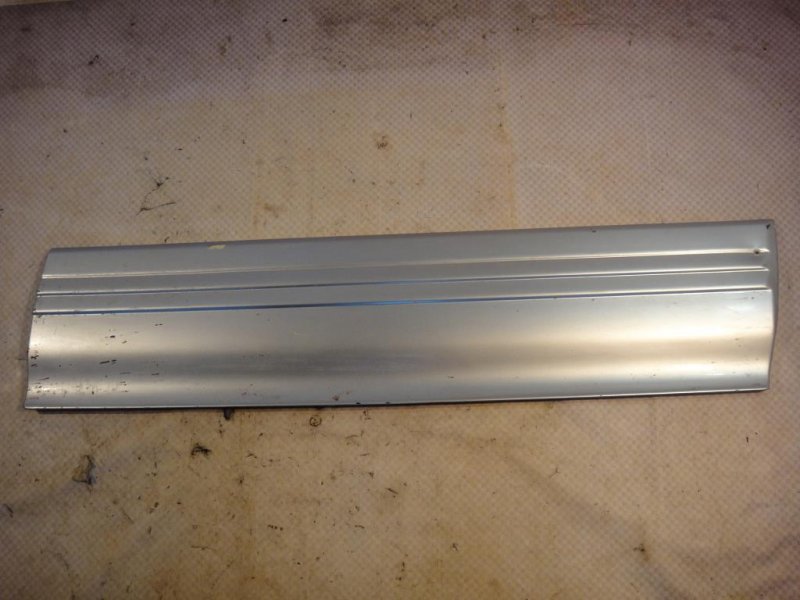 Молдинг двери передний правый Mitsubishi Pajero 1991 V33V 6G72 MB674958 Б/У