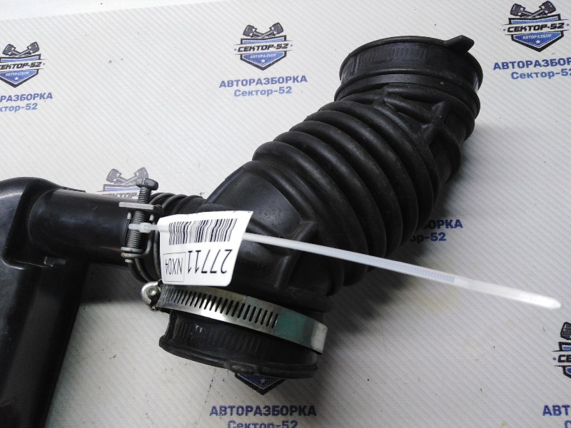 Патрубок воздушного фильтра X-Trail 2007 T31 QR25DE Патрубок воздушного фильтра X-Trail 2007 T31 QR25DE